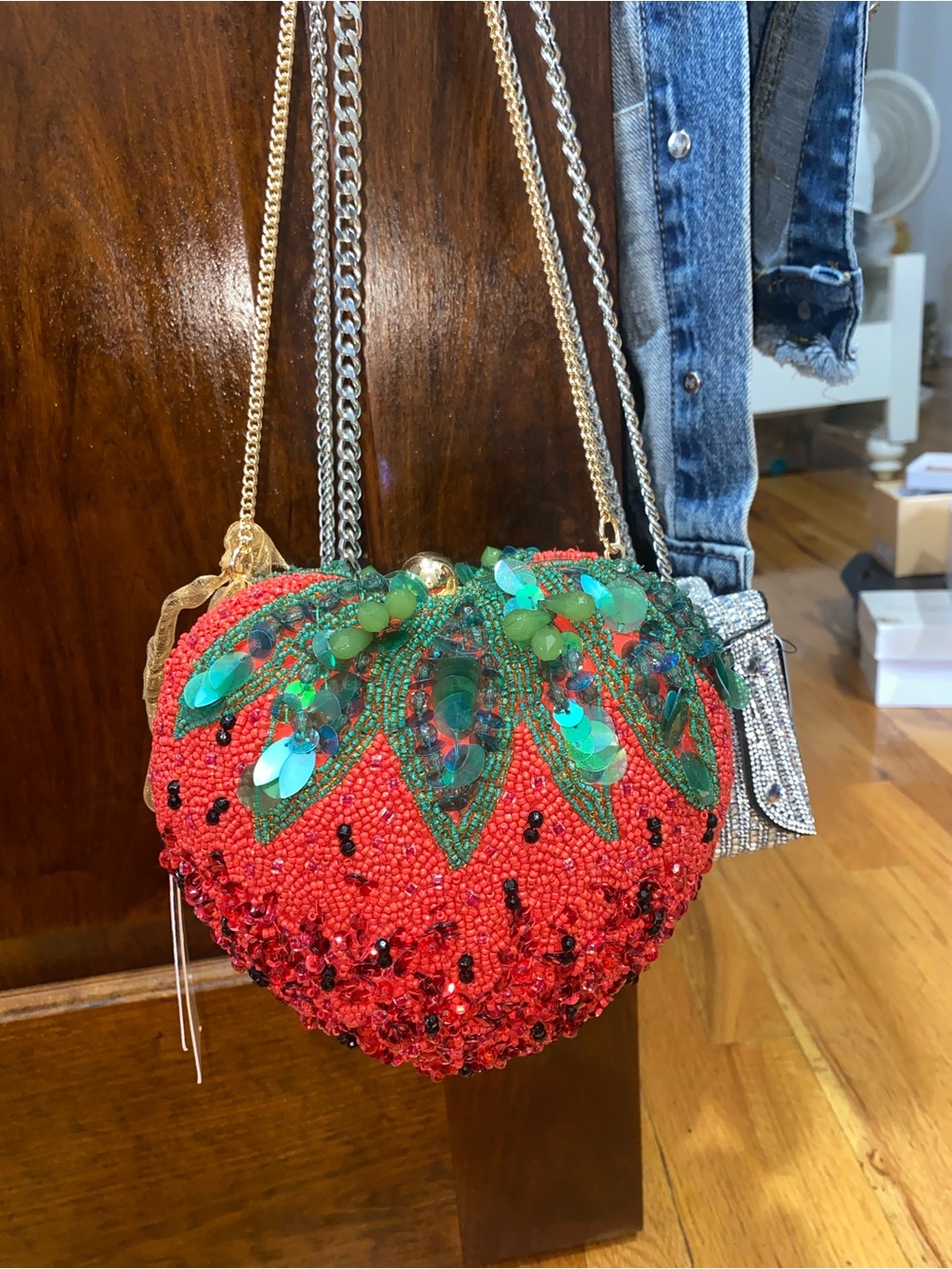 Beaded strawberry 🍓 clutch evening handbag STUNNING!!